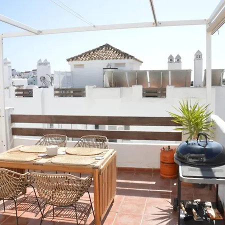 Luxury Penthouse Rooftop Sea & Golf Views Vakantiehuis Estepona