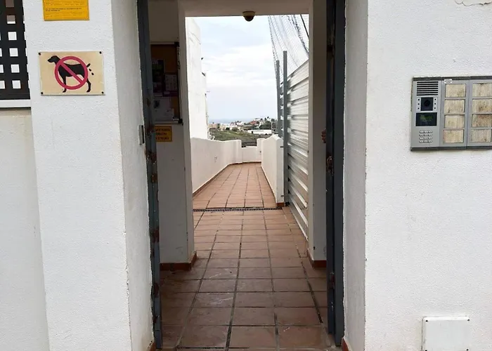 Holiday home Luxury Penthouse Rooftop Sea & Golf Views *