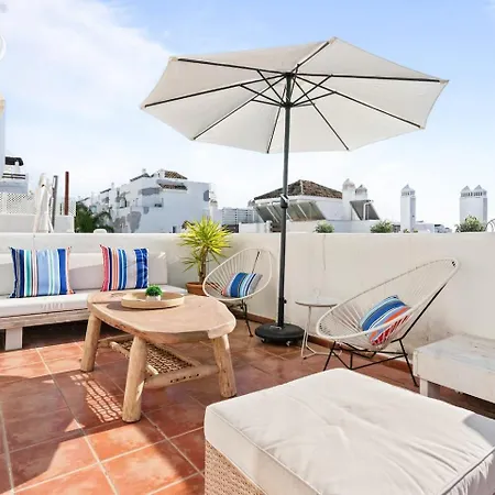 Luxury Penthouse Rooftop Sea & Golf Views * Estepona