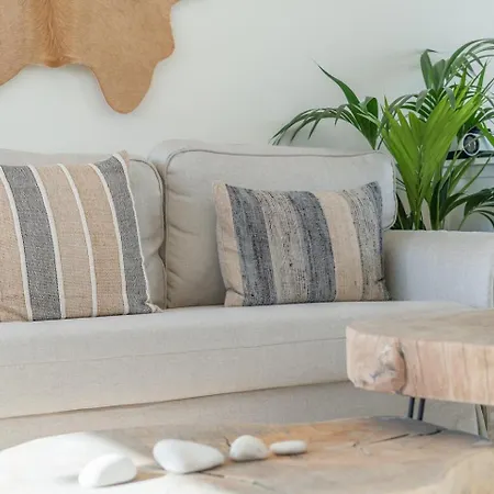 Luxury Penthouse Rooftop Sea & Golf Views