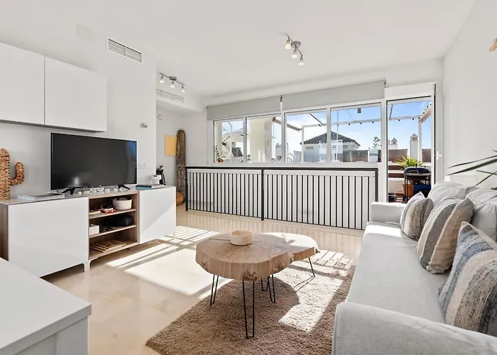 Luxury Penthouse Rooftop Sea & Golf Views Estepona