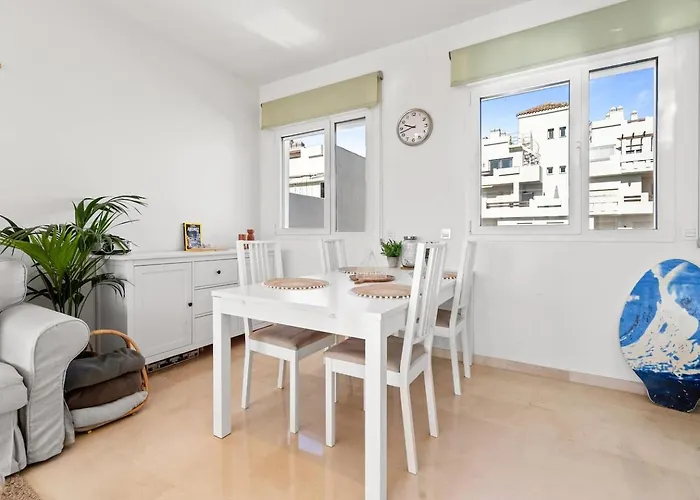 Luxury Penthouse Rooftop Sea & Golf Views Holiday home