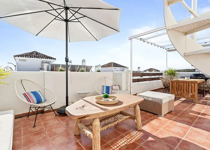 Luxury Penthouse Rooftop Sea & Golf Views * Estepona