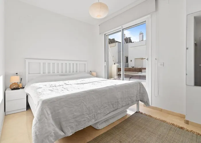 Luxury Penthouse Rooftop Sea & Golf Views * Estepona