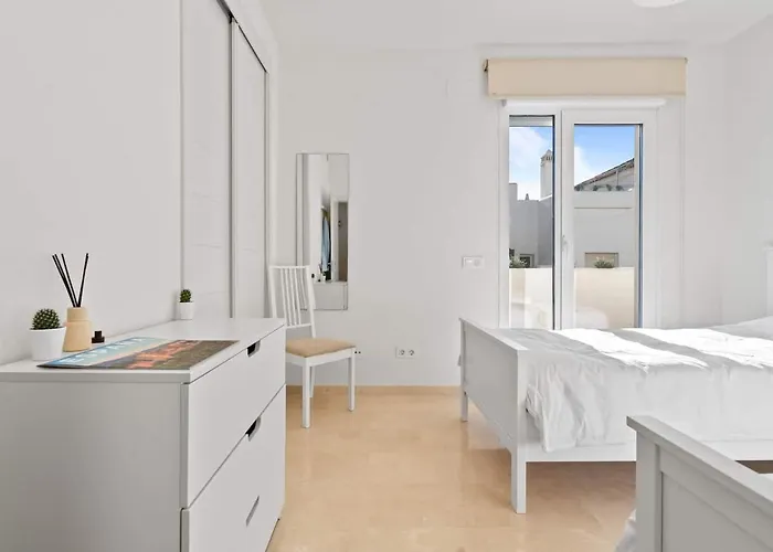 Luxury Penthouse Rooftop Sea & Golf Views Estepona