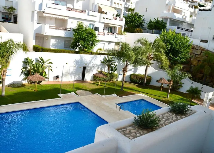 Luxury Penthouse Rooftop Sea & Golf Views * Estepona